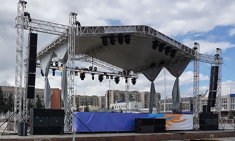 Оформление сцены