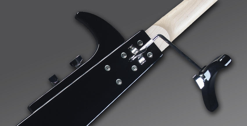 Warwick Masterbuilt Buzzard Signature, 4-String - Natural