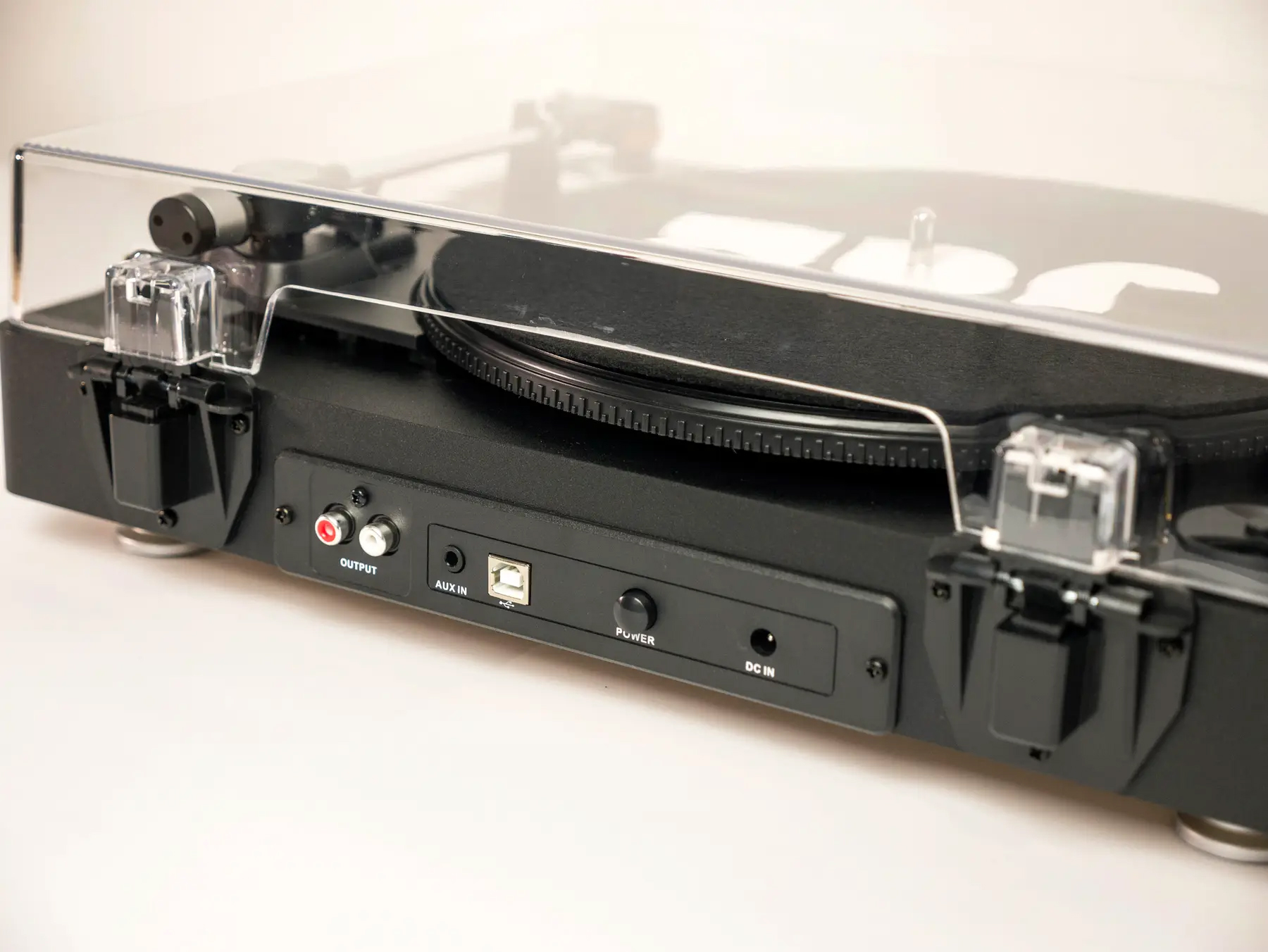 Виниловый проигрыватель с Bluetooth JAM HXTT400BKA Spun Out Turntable