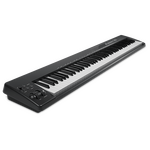 USB/MIDI контроллер ALESIS Q88