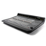 Контрольная консоль AVID C|24