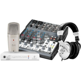 Набор для цифровой звукозаписи Behringer PODCASTUDIO