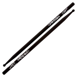 Барабанные палочки именные Тревис Баркер ZILDJIAN TRAVIS BARKER BLACK DRUMSTICKS WOOD BLACK ASTBLK