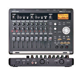 Компактная 8-канальная портативная студия TASCAM DP 03 SD
