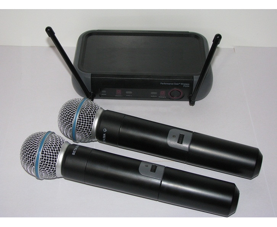 Микрофон беспроводной PG242