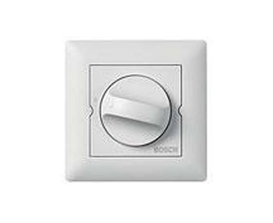 Регулятор громкости Bosch LBC1410/10 - 50092 за 0 грн. | 4Club