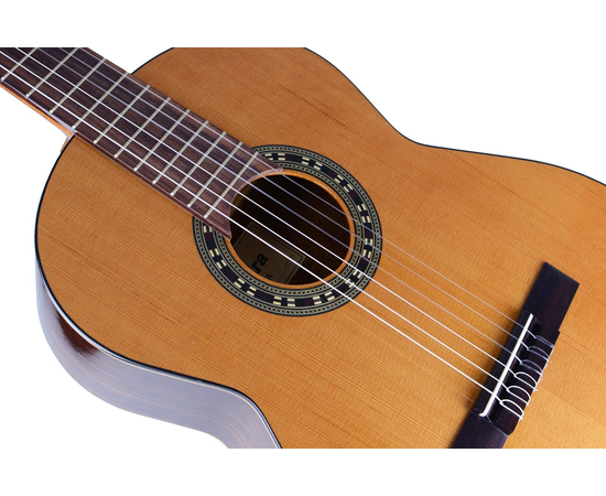 Классичекая гитара Admira Maria