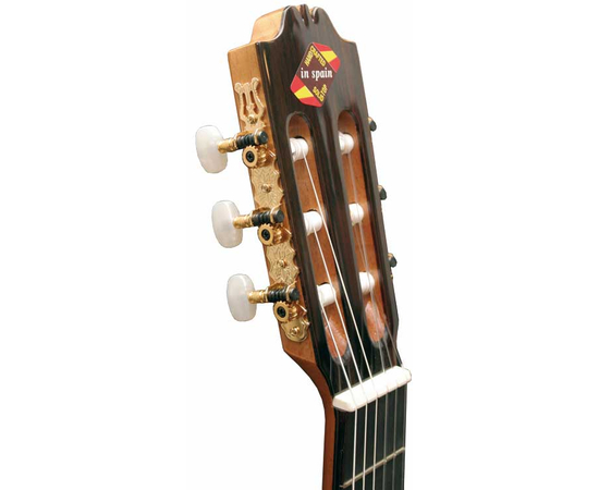 Классическая гитара Admira Virtuoso