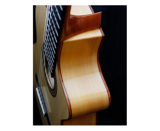 Классическая гитара Admira Duende EC