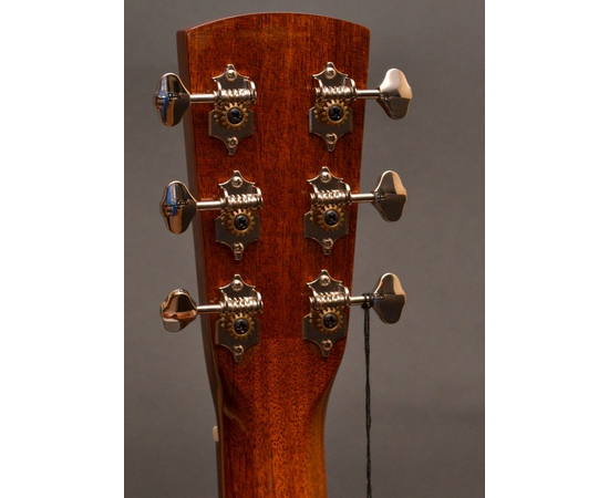 Акустическая гитара Saga BLUERIDGE BR-40