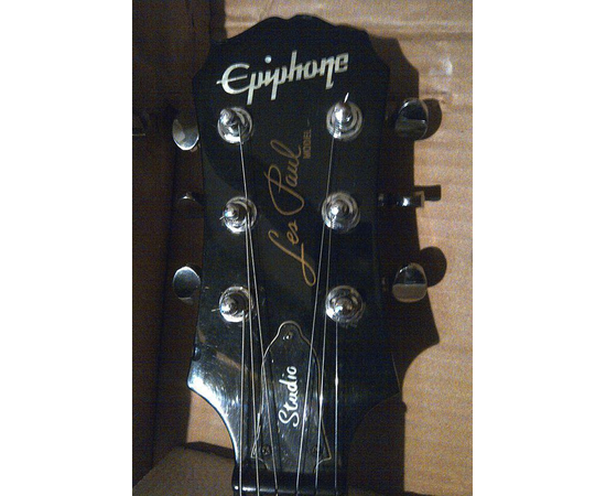 Электрогитара EPIPHONE Les Paul STUDIO 208175