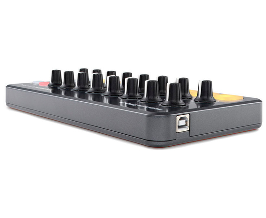 Контрольная панель для Launchpad NOVATION LAUNCH CONTROL NOVLPD04