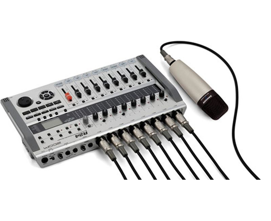 Цифровой рекордер Zoom R24