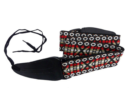 Гитарный ремень с вышивкой MAXTONE GSC200