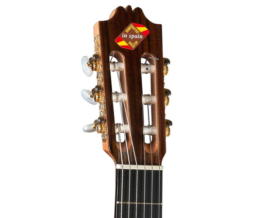 Классические гитары ADMIRA VirtuosoEC