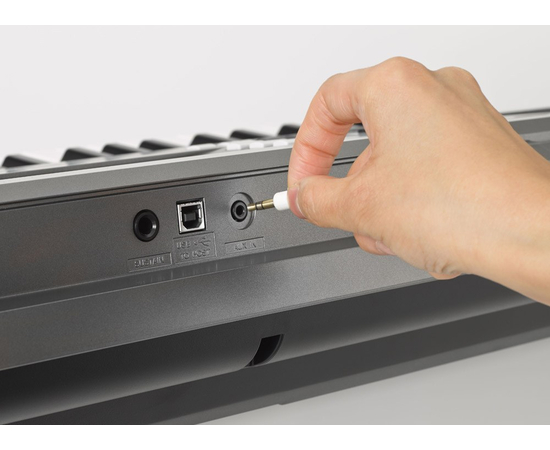 Синтезатор YAMAHA PSR-E353 (+блок питания)