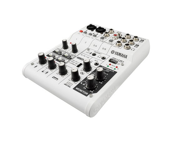 Микшерный пульт/аудиоинтерфейс YAMAHA AG06