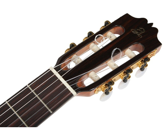 Классическая гитара ADMIRA A5