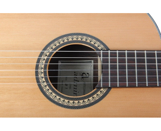 Классическая гитара ADMIRA A5