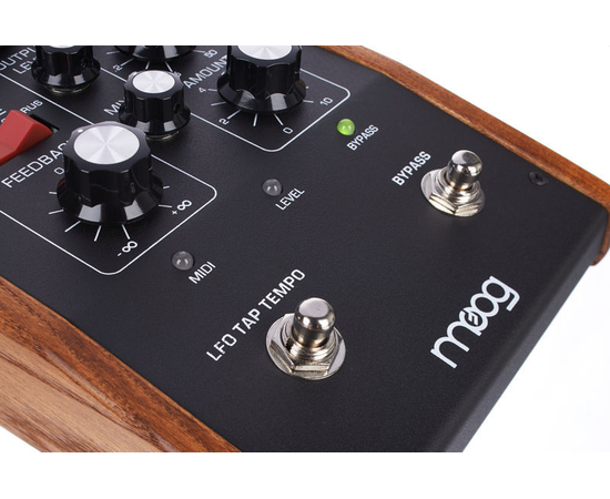 Педаль эффектов MOOG MF-108M