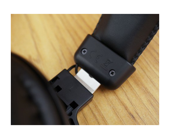 Наушники AUDIO-TECHNICA ATH-PRO5MK3 BK