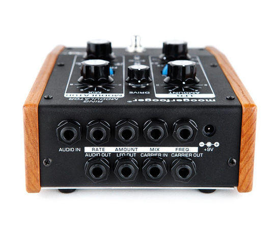 Гитарная педаль (кольцевой модулятор) MOOG MF-102