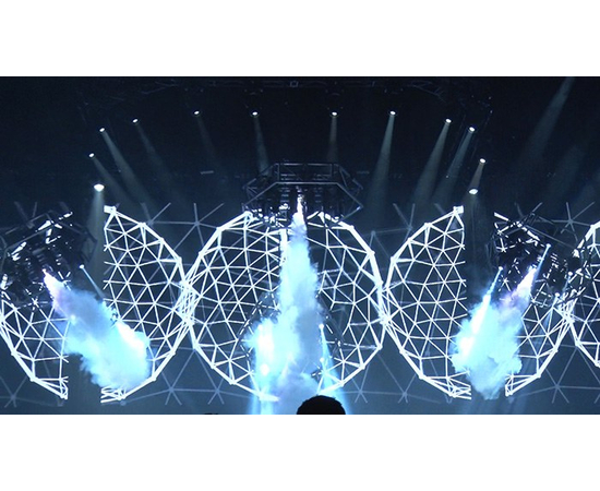 Генератор дыма "гейзер" CHAUVET Geyser RGB