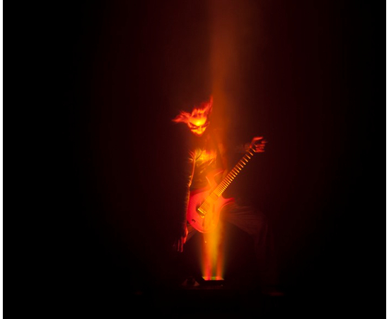 Генератор дыма "гейзер" CHAUVET Geyser RGB