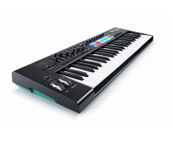 MIDI-контроллер NOVATION Launchkey 49 MK2