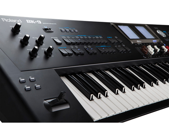 Синтезатор ROLAND BK9