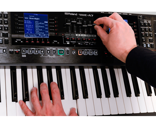 Синтезатор ROLAND EA7