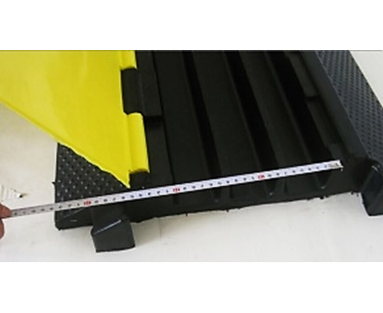 Кабельный трап трехканальный C-3RB - 119154 за 0 грн. | 4Club