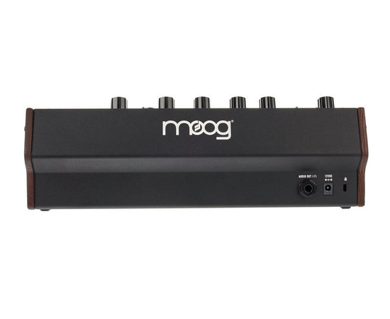 Аналоговый синтезатор MOOG MOD-MOTHER-032