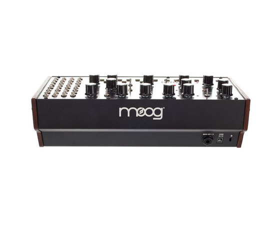 Аналоговый синтезатор MOOG MOD-MOTHER-032