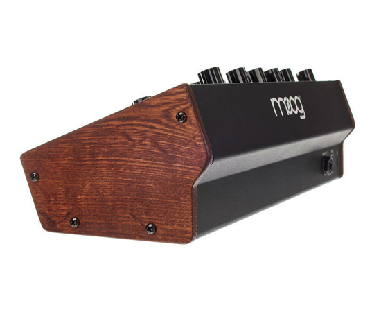 Аналоговый синтезатор MOOG MOD-MOTHER-032