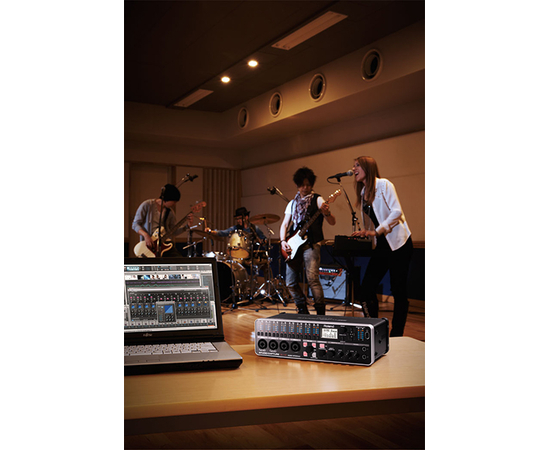 Профессиональный USB аудиоинтерфейс ROLAND UA1610 Studio Capture