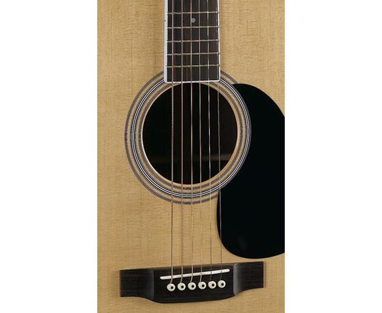 Акустическая гитара Martin D35