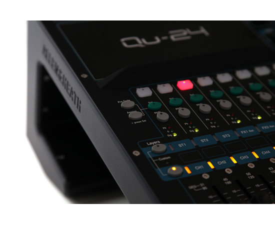 Цифровой микшерный пульт Allen Heath QU-24