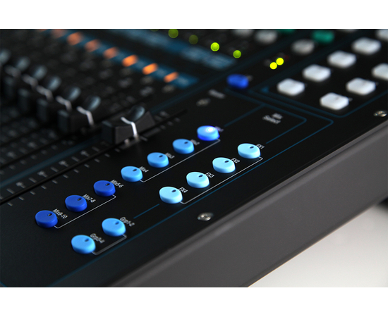 Цифровой микшерный пульт Allen Heath QU-24