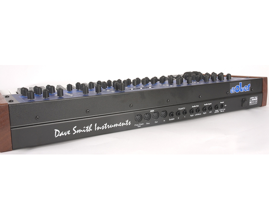 Монофонический гибридный синтезатор Dave Smith Instruments DSI Mono Evolver PE Keyboard