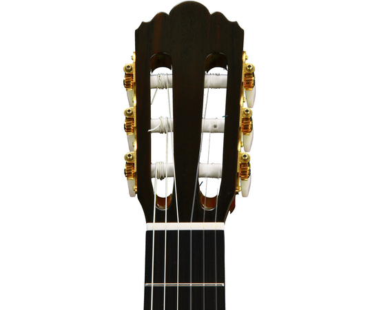 Классическая гитара YAMAHA GC32C