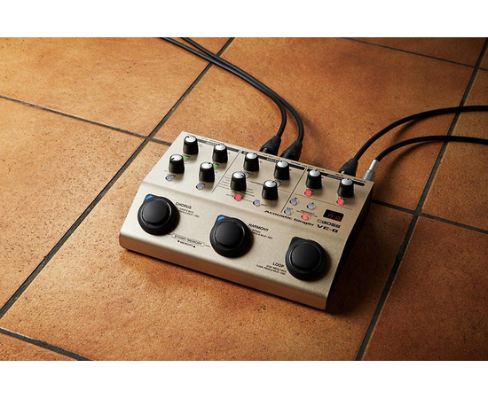 Вокальный процессор BOSS VE8