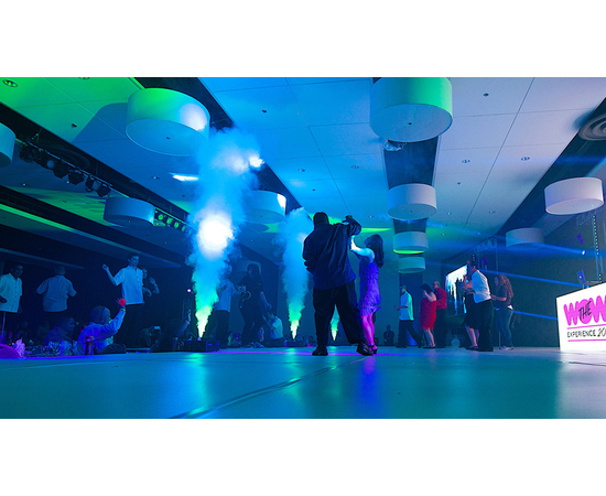 Дым машина CHAUVET GEYSER P6