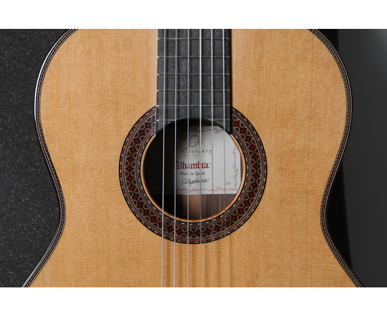 Классическая гитара ALHAMBRA 7PClassic