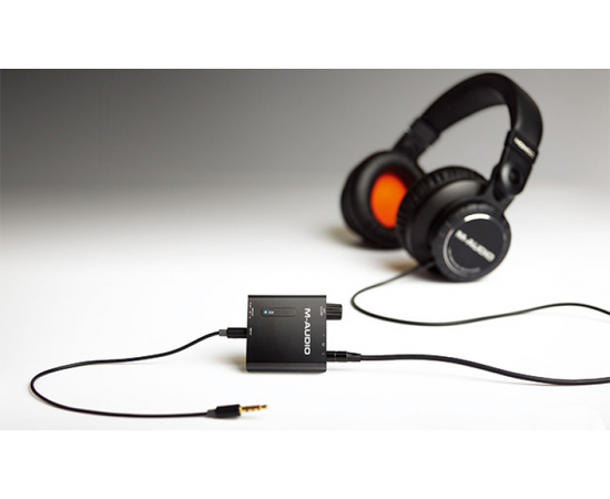 Усилитель для наушников M-AUDIO BASSTRAVELER