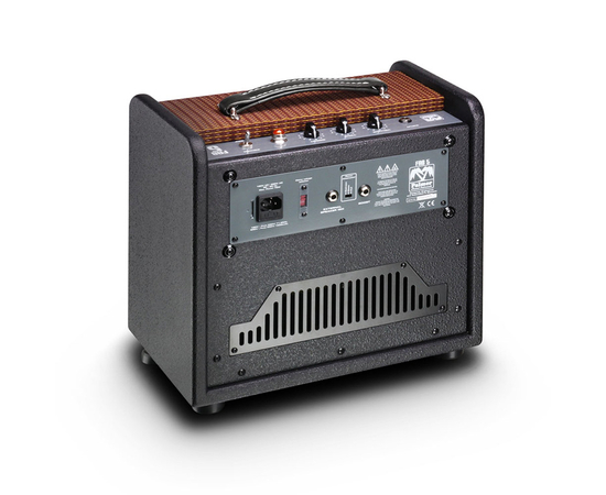 Комбоусилитель Adam Hall FAB 5