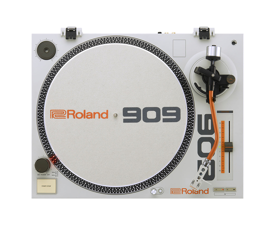 Виниловый проигрыватель ROLAND TT99