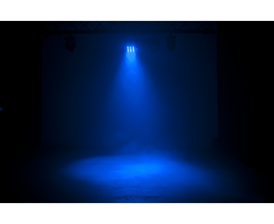 ​Светодиодный прибор ADJ BOOM BOX FX3