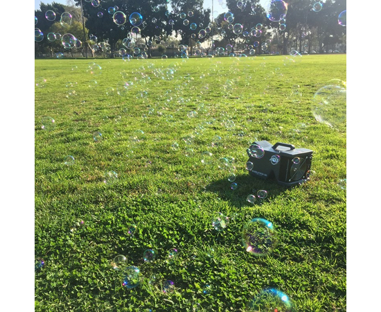 Генератор мыльных пузырей ADJ Bubbletron GO