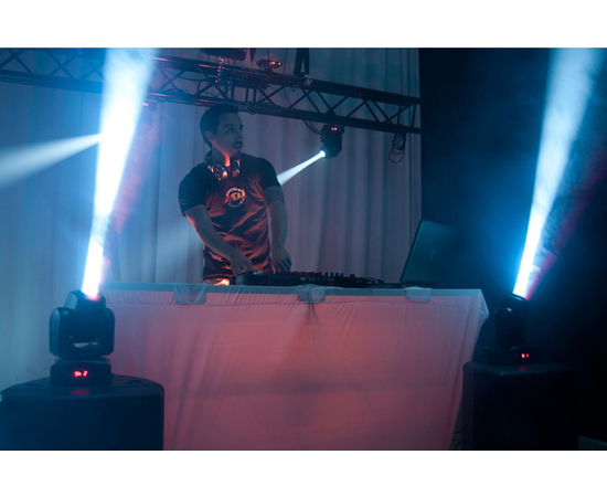 Светодиодная движущаяся голова ADJ Inno Pocket Spot